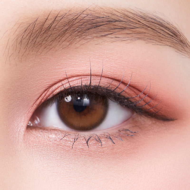 Dahlia Brown